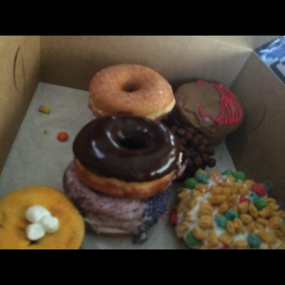 Meet your Posher, Rebecca - Picture 1 of 1